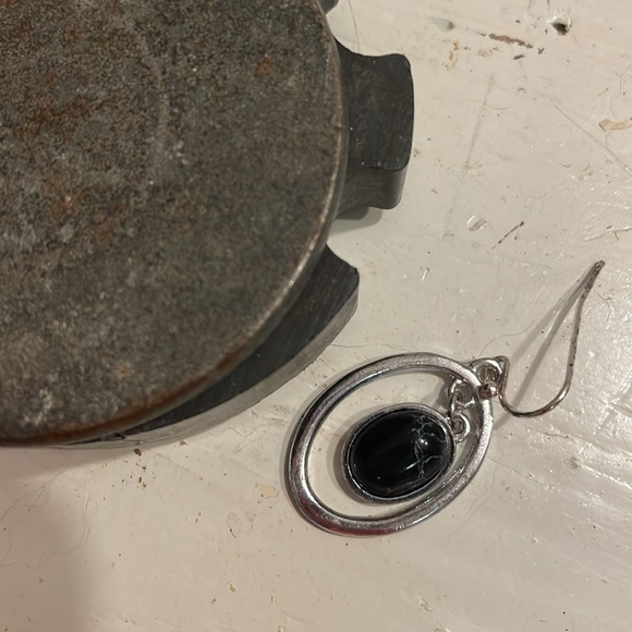 1.5” Vintage silver plated open hoop moonstone dangle French wire earrings - Picture 9 of 11